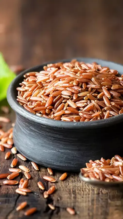 5 health benefits of eating red rice