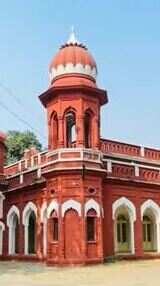 ये जगहें हरदोई शहर के प्रसिद्ध पर्यटक स्थलों में से एक है.