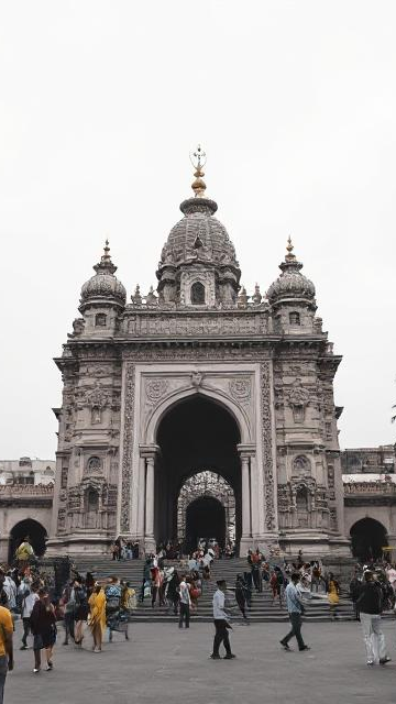 बनाएं यूपी के एक ही ट्रिप में कई मंदिरों के दर्शन के प्लान !


