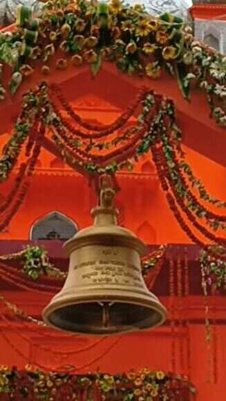भगवान शिव को समर्पित इस मंदिर को भदेश्वरनाथ के नाम से जाना जाता है. 