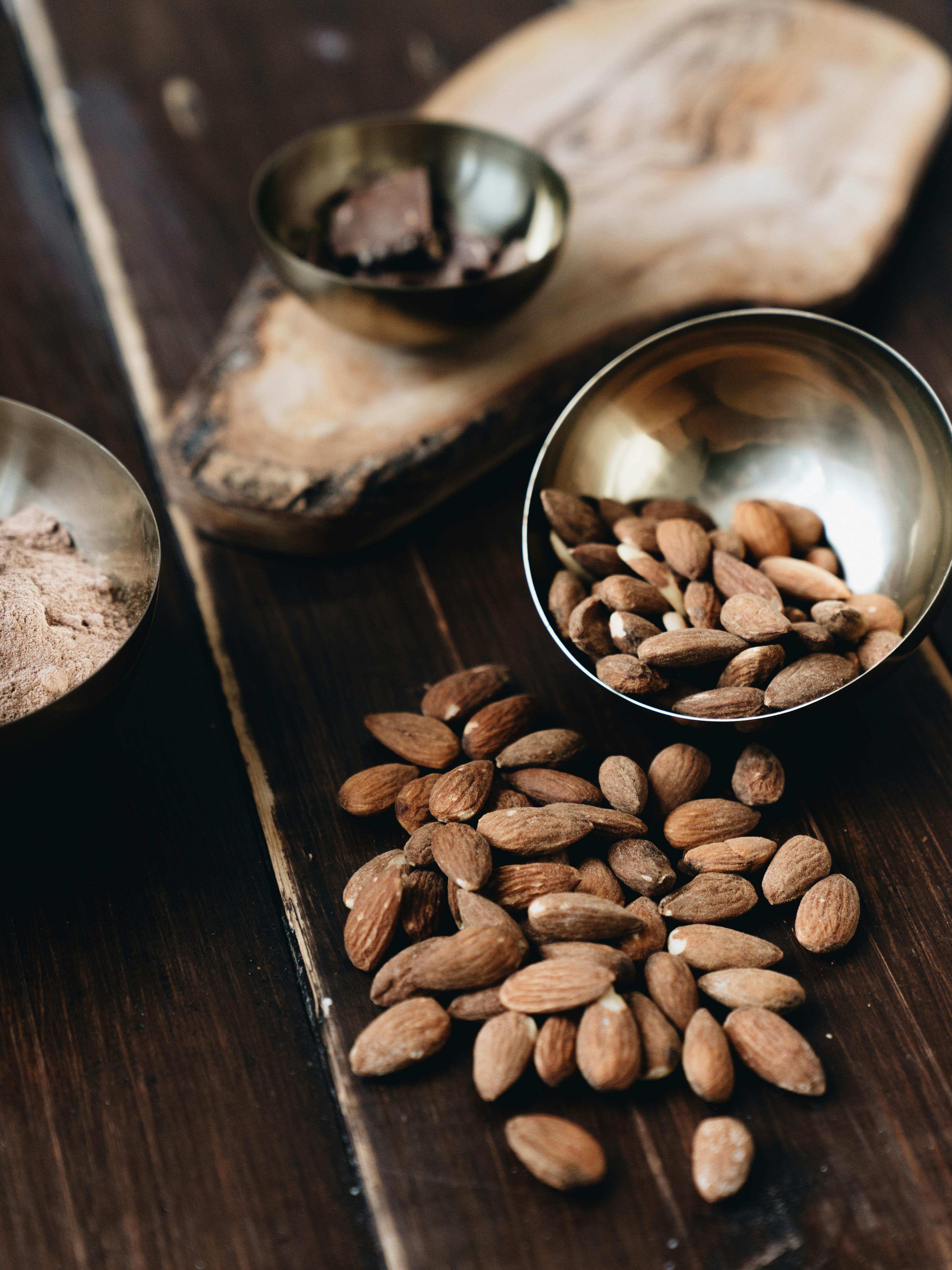 Chocolate Mocha Dusted Almonds Recipe