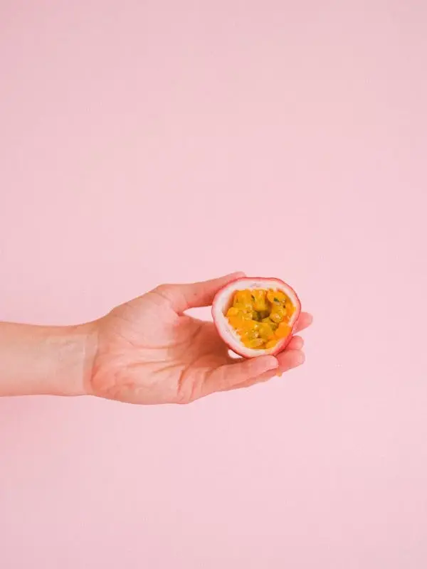 5 Health Benefits of Passion Fruit