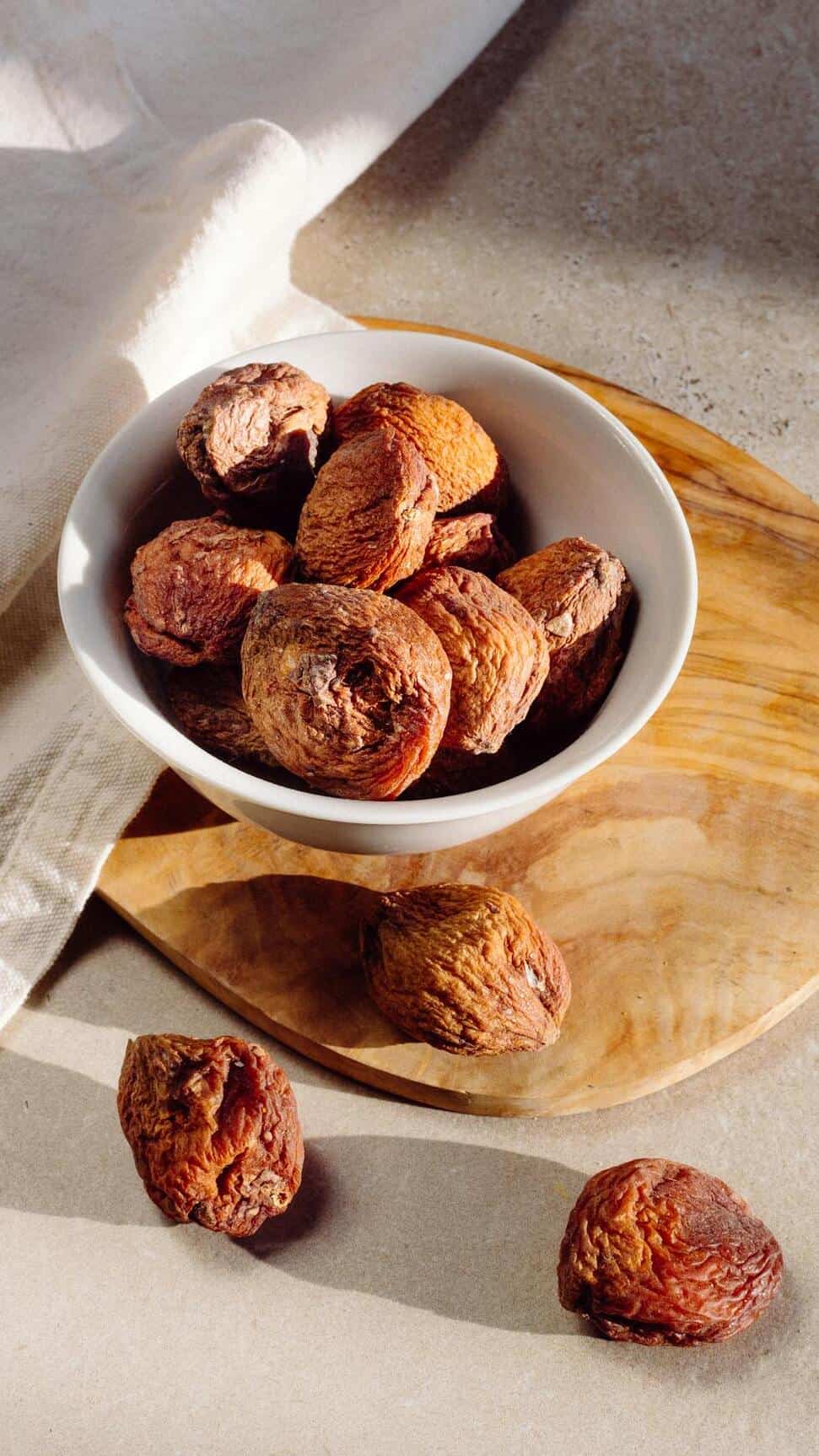 5 Health Benefits of Eating Dry Apricots