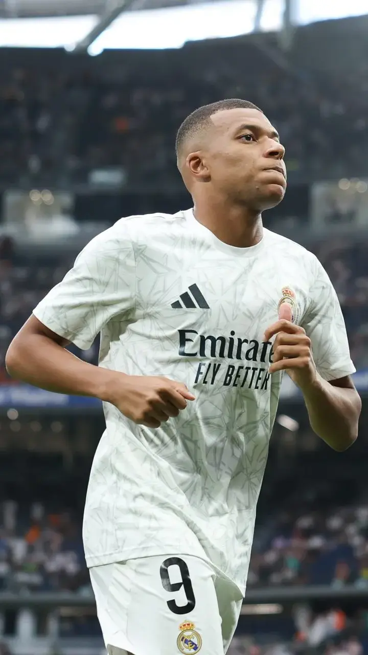 Top 7 Highest-Earning Footballers in 2024