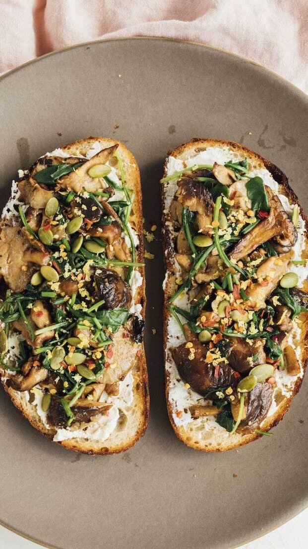How To Make Healthy Mushroom Toasts