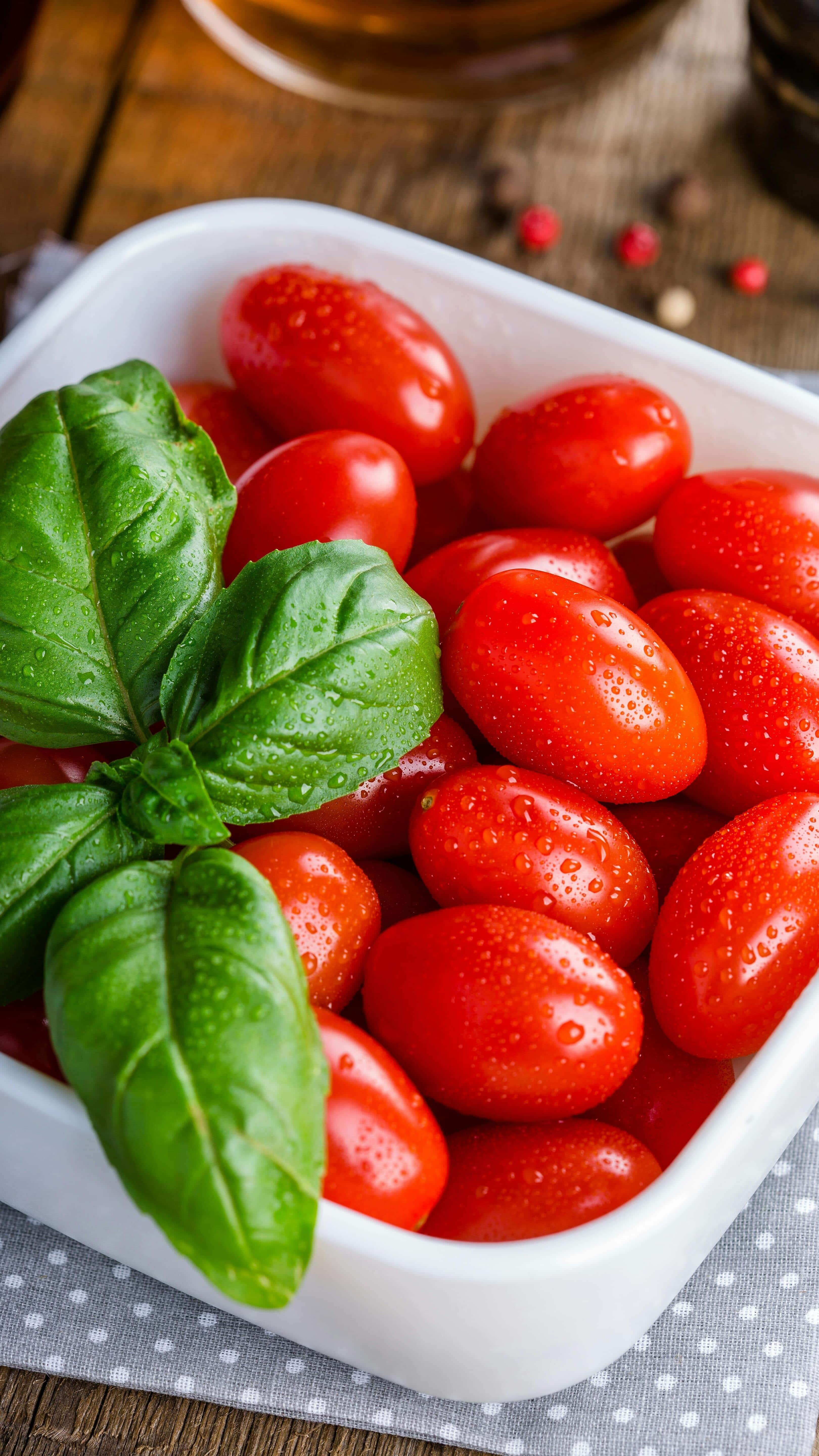 How to Store Tomatoes and Keep them Fresh for Longer