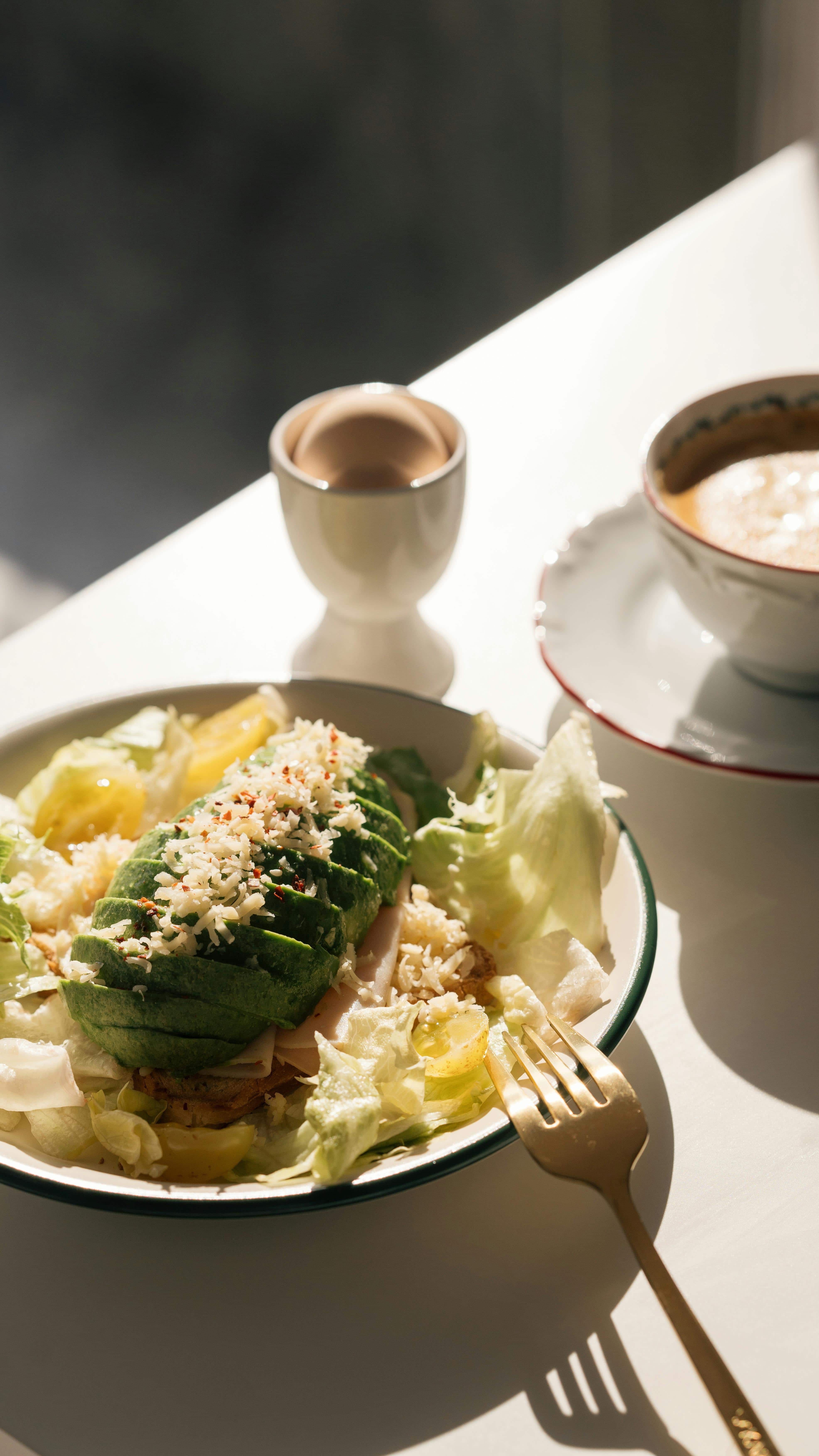5 Delicious Ways to Use Avocados in Breakfast