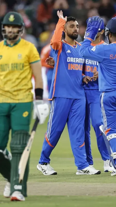 Oldest Indian Bowlers to Pick 4+ Wicket Haul in T20Is