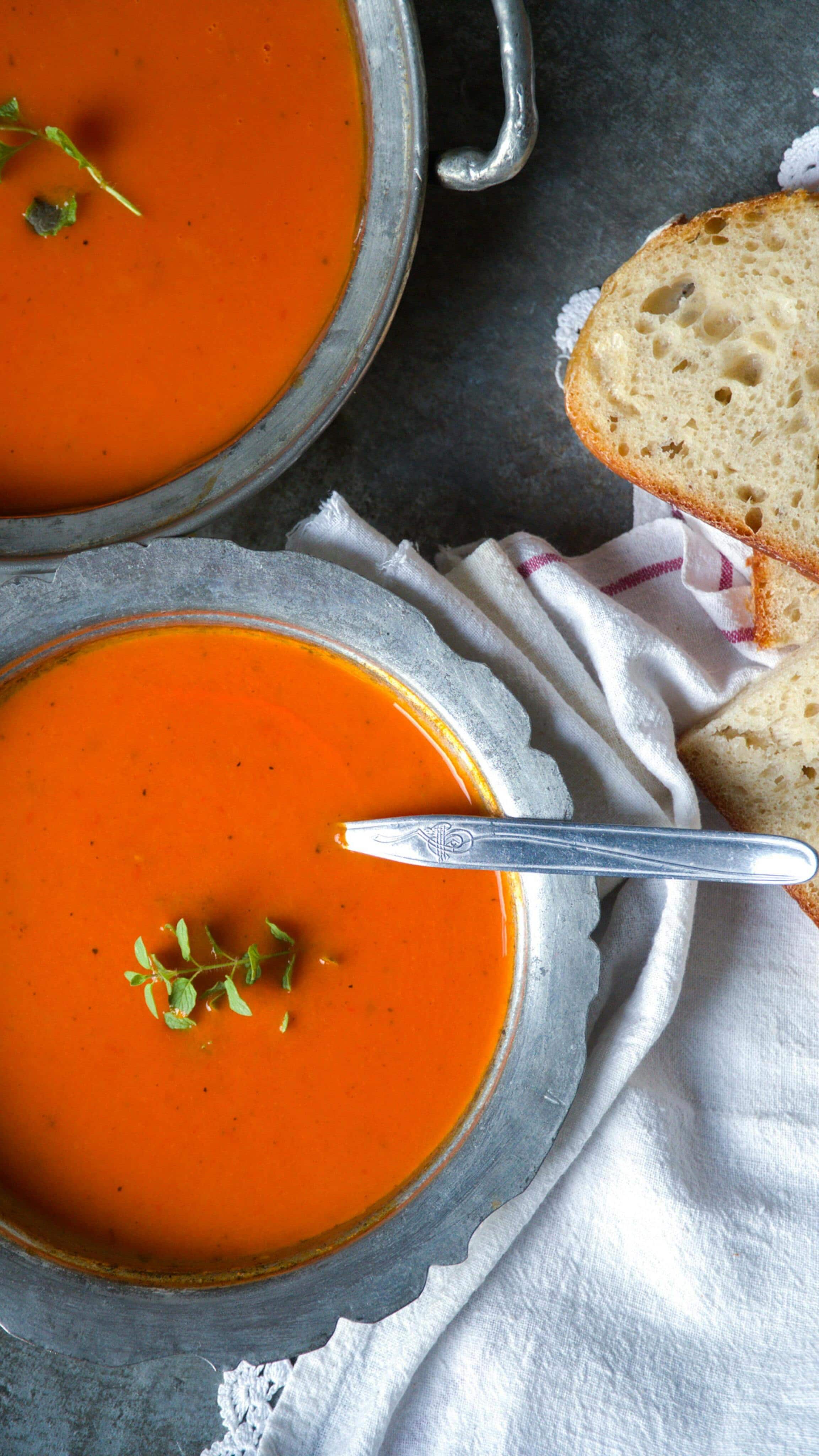 Easy and Healthy Tomato Soup Recipe