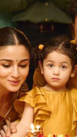 Diwali 2024: Here's How B-Town Celebs Celebrated Festival of Lights.