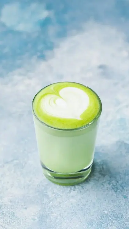 Make Refreshing Cucumber and Coriander Smoothie in Just 5 Simple Steps
