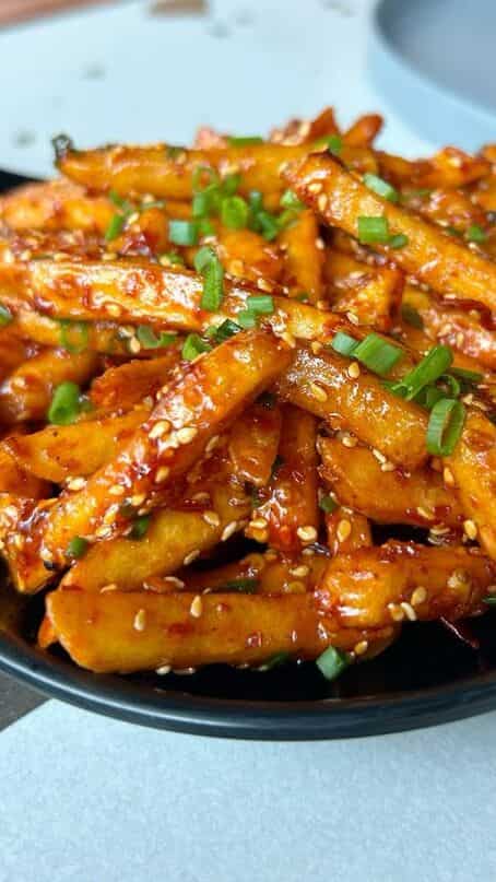 Make Tasty Honey Chilli Potatoes in Just 5 Simple Steps
