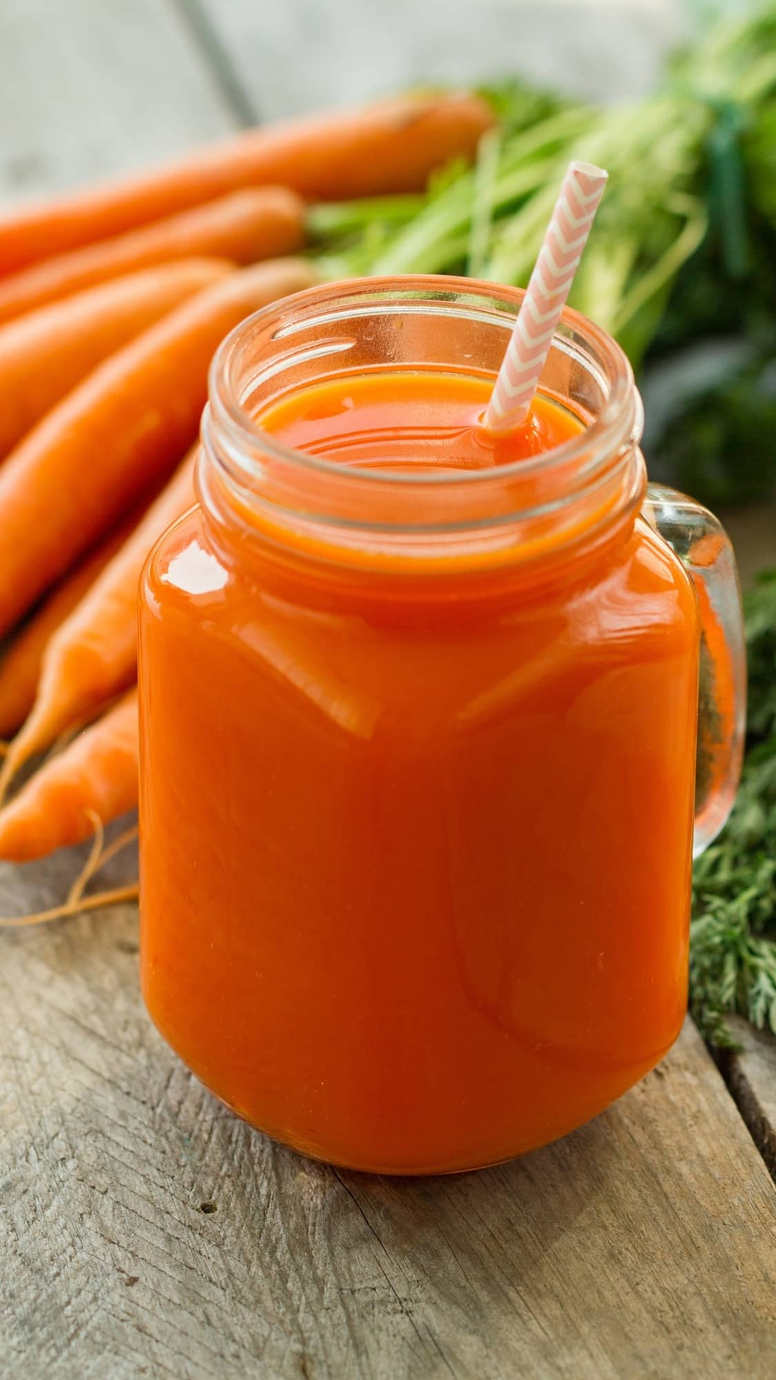 How to Make Healthy and Yummy Carrot Cake Smoothie