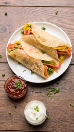 5 Easy Steps to Make Tandoori Veg Kathi Roll
