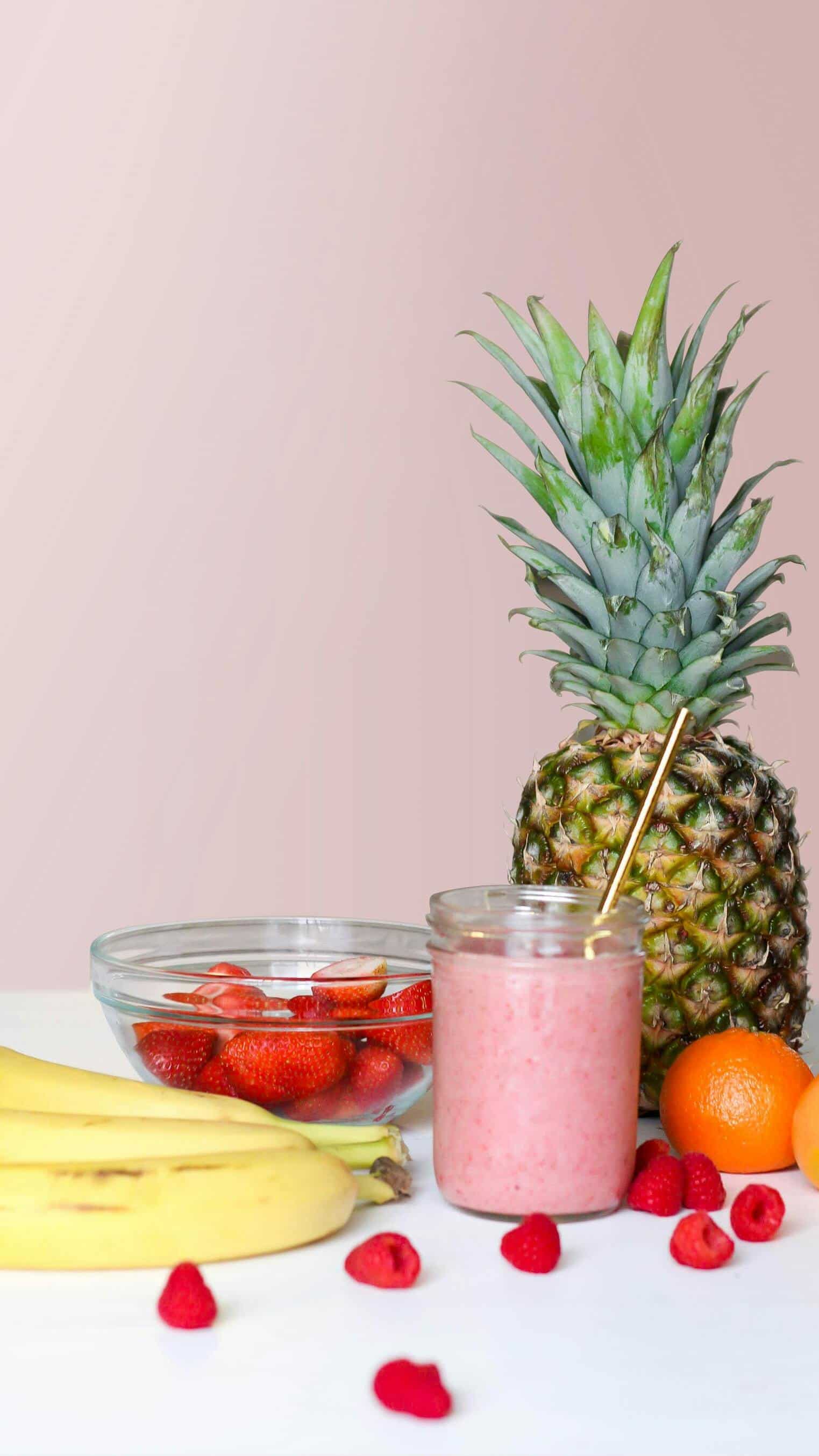 Easy and Healthy Fruit and Yogurt Smoothie