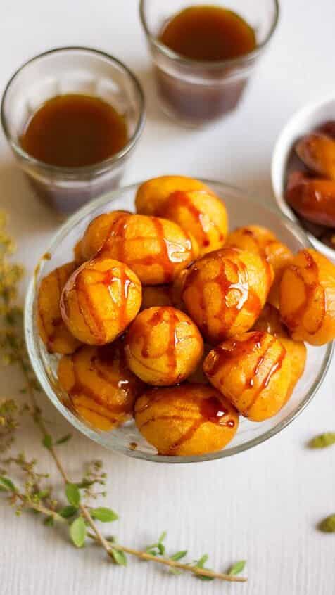 5 Famous Local Foods Of Dubai 