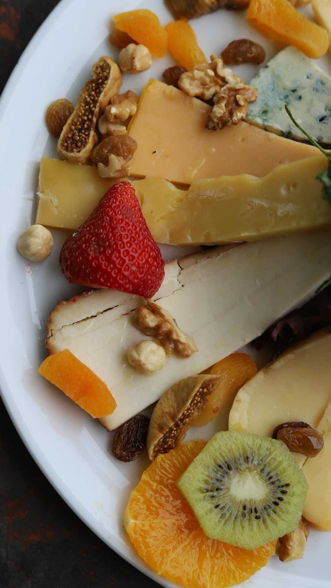 Love Cheese But Want To Lose Weight Too? Try These Weight LossFriendly Cheeses
