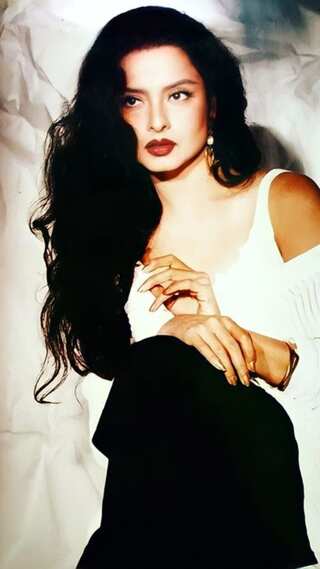 Actress Rekha’s Skin Secret 