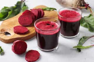 6 Benefits of Beetroot Juice 
