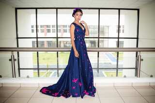 7 Tips to Perfectly Style a Gown