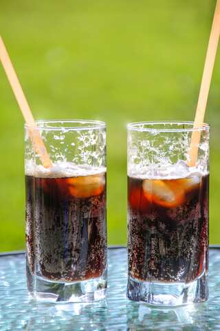 6 Healthy & Refreshing Alternatives to Soda