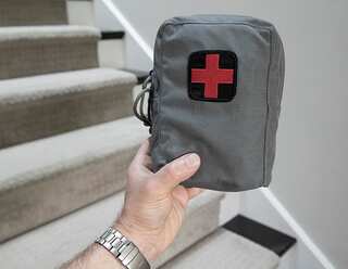 7 Essential Items to Keep in First Aid Kit