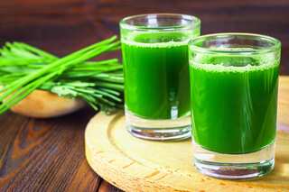 6 Health Benefits of Wheatgrass Juice 
