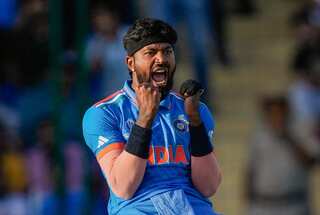 Bowlers With Best Strike Rate In 2023 ODI World Cup