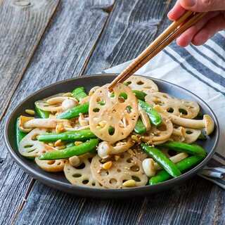 5 Health Benefits of Lotus Stem (Kamal Kakdi)