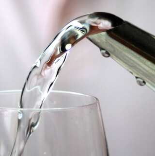 5 Symptoms of Overhydration You Shouldn’t Overlook 