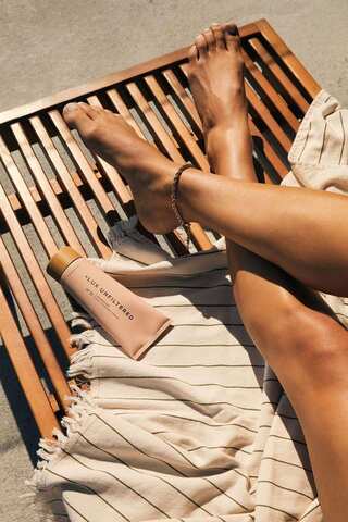 6 Ways to Remove Feet Tanning 
