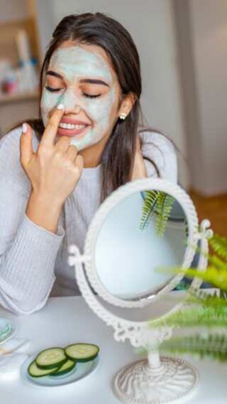 Exceptional Ayurvedic Solutions for Minimising Acne at Home 