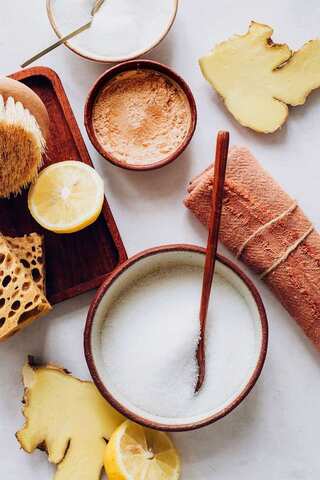 6 Benefits of Sandalwood Powder for Skin as per Ayurveda
 