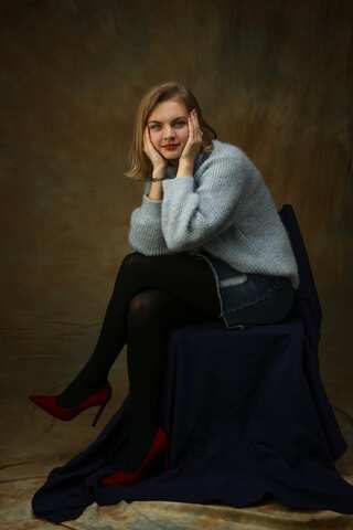 7 Tips to Style a Sweater