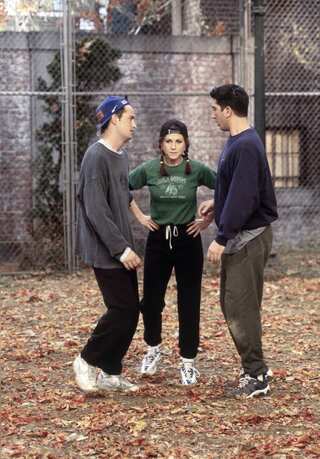 7 Best Thanksgiving Episodes in Sitcoms