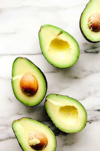 5 Amazing Health Benefits of Eating Avocados 
