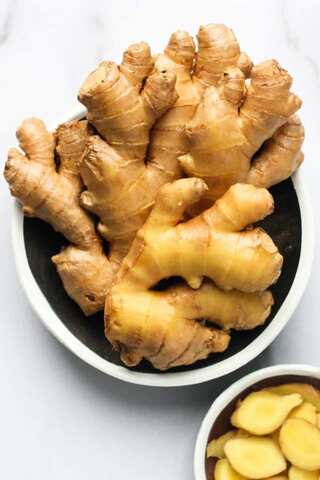 Top 5 Benefits and Uses of Ginger Oil
