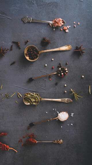 7 Best Herbs/Spices in the World: Indian Spice in Top 2