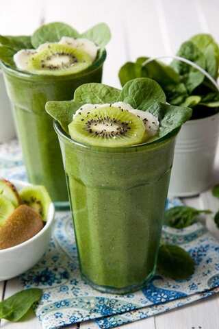 6 Super Healthy and Tasty Spinach Smoothie Recipes


