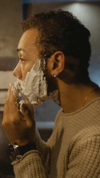 7 Items You Should Have In Your Shaving Kit