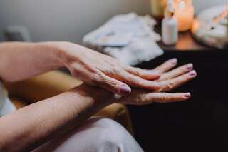 6 Best Vitamin Supplements for Dry Skin 
