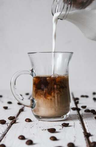 6 Ways to Jazz Up Your Coffee the Healthy Way