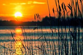 7 Places On Earth Where Sun Never Sets
