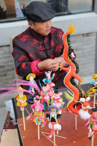  10 Strange Chinese Superstitions That Will Blow Your Mind 
