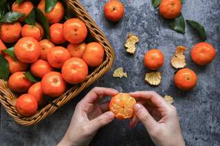 From Trash to Treasure: 8 Unique Ways to Repurpose Fruit Peels 
