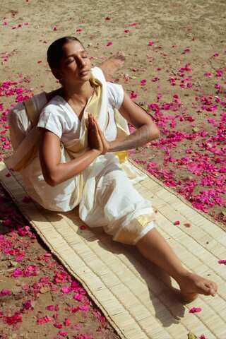 5 Things to Do Every Morning for a Healthy Life, According to Ayurveda
