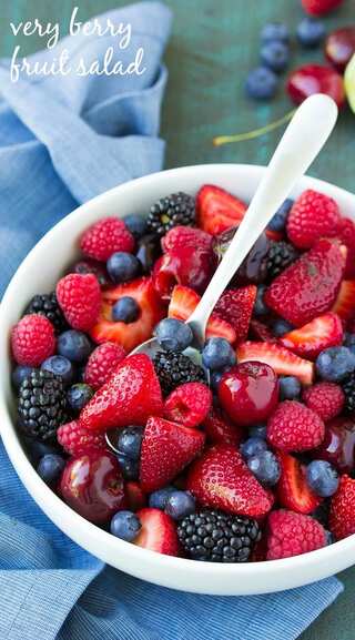 7  Health Benefits of Eating Berries in Winter
