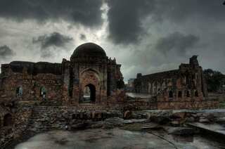 7 Most Haunted Places In India 