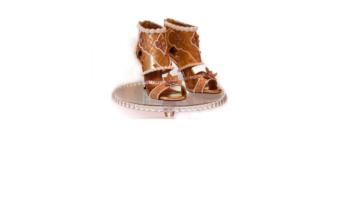 2 debbie wingham high heels price