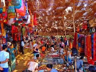 Top 10 Flea Markets in Asia